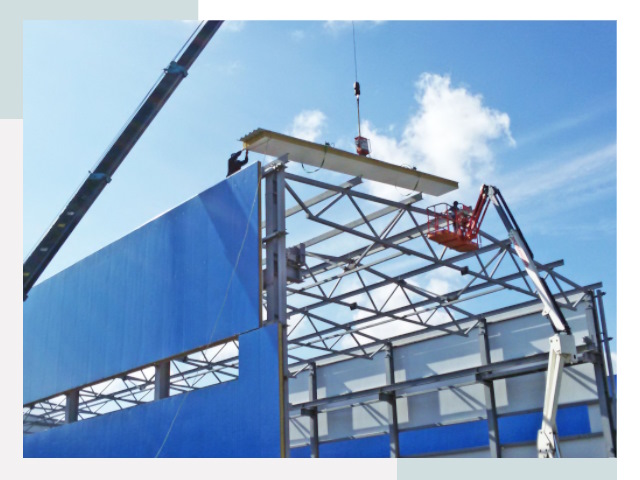 Монтаж сэндвич-панелей в соколе